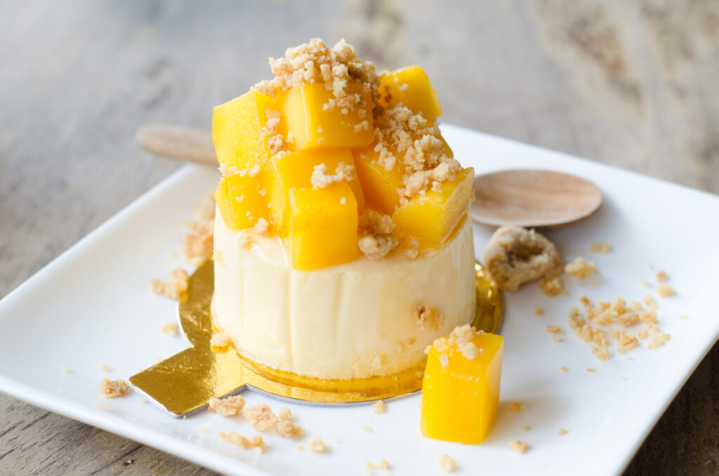 Vermicelli and Mango Dessert